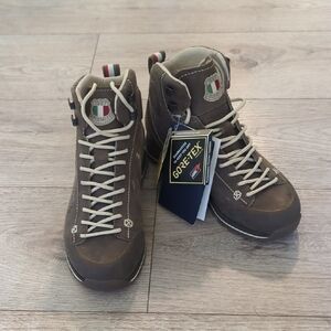 Dolomite Women's 6 Hiking Boots